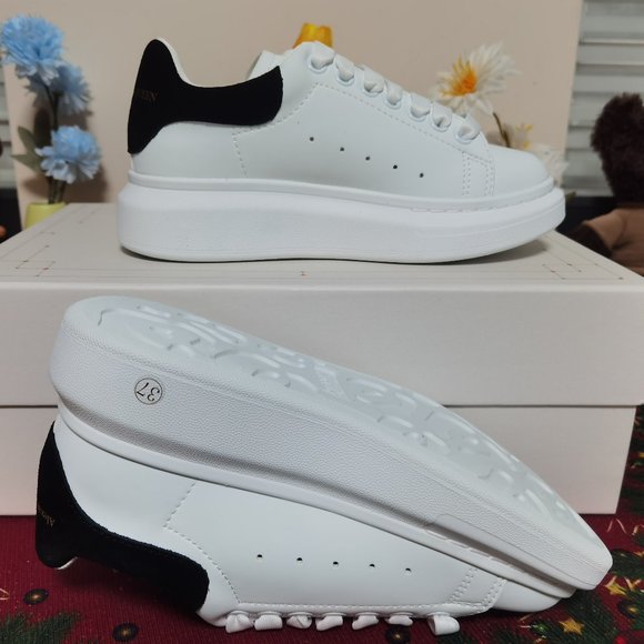 Women's shoes Alexander McQeen sneakers - Picture 4 of 5